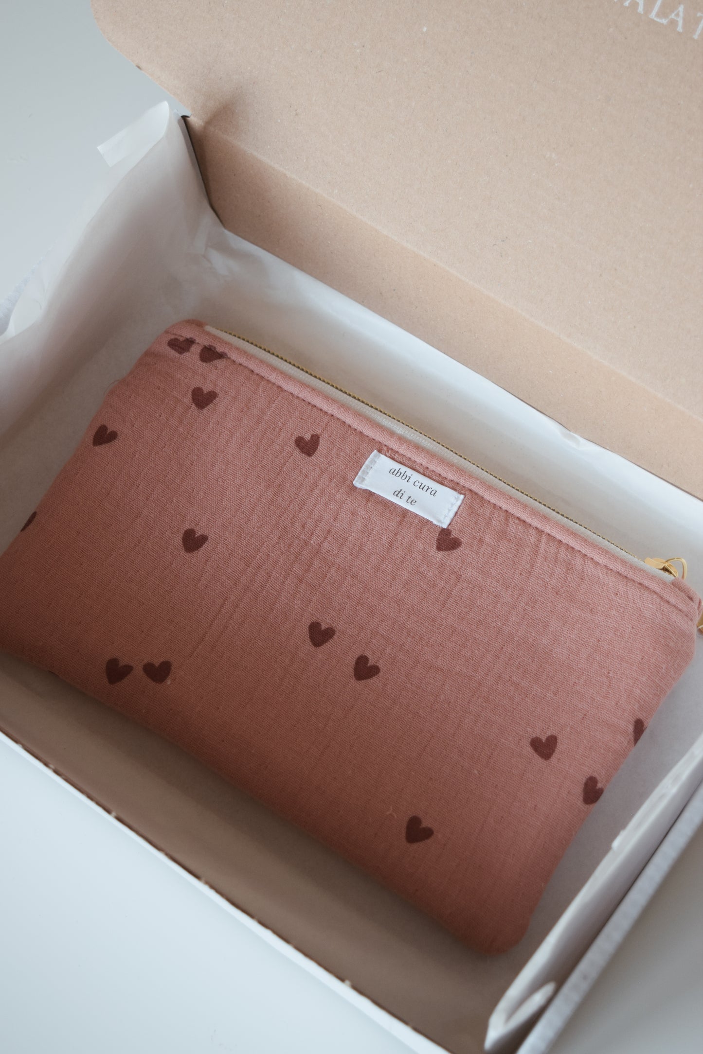 Pochette media “abbi cura di te”